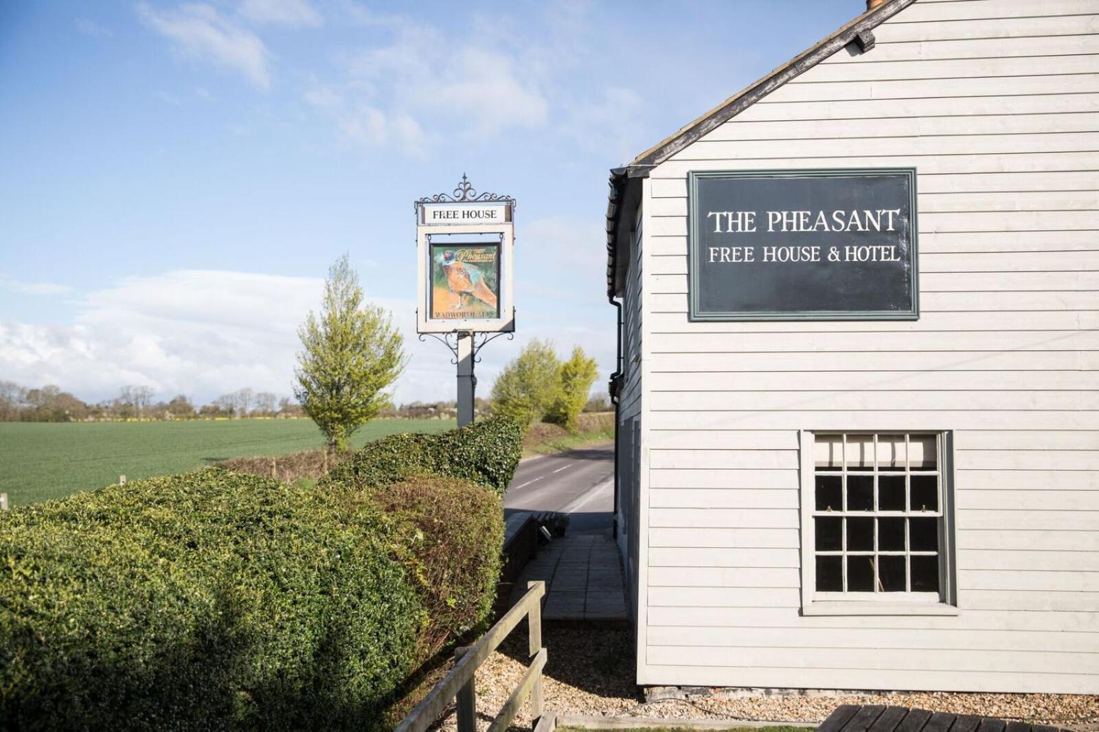 The Pheasant Inn Hungerford Exterior foto